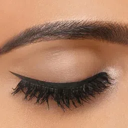 Colorbar Set of Precision Eyeliner 2.5 ml - Black & Spotlight Illuminating Lotion - 30 ml image 4