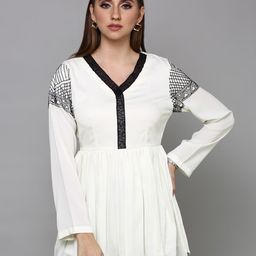 aturabi White & Black V-Neck Pure Georgette Kurti-image-28