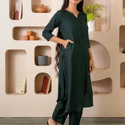 GULABOSITABO Women Yoke Design Kurta-picture-24
