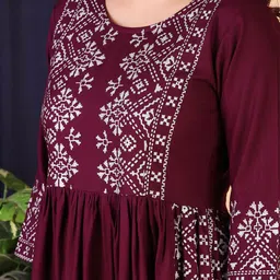 TARANJAL Women Ethnic Motifs Printed Kurta image 2