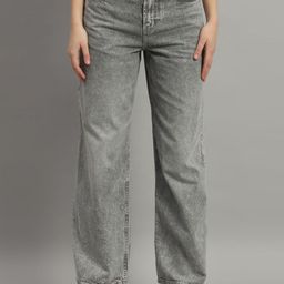 The Roadster Lifestyle Co Straight-Fit Light Fade Stretchable Jeans-image-13