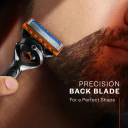 gillette Fusion Proglide 5-Bladed Cartridges with Precision Blade image 5