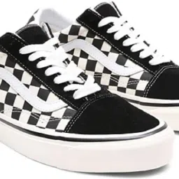 l Black and White Checkered Casual Sneakers For Women-image-77