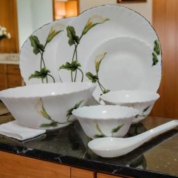 Pack of 44 Opalware VINTAGE MAGIC CLASSIQUE Dinner Set-image-25
