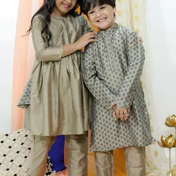 VASTRAMAY Girls Ethnic Motifs Printed Round Neck A-Line Kurta & Trousers With Potli Bag-image-92