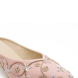 SHRIVAS BY ARCHITA MEHTA ENIGMA Embellished Ethnic Pointed Toe Block Mules image 3