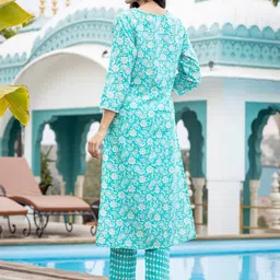 Varanga Ethnic Motifs Printed Regular Mirror Work Kurta with Trouser & Dupatta image 4