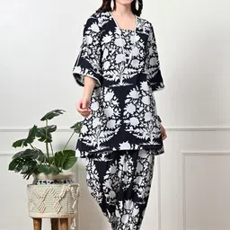 Laado - Pamper Yourself Paisley Printed Square Neck Pure Cotton Kurta with Salwar-picture-38