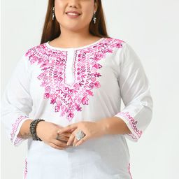 SAAKAA Plus Size Round Neck Floral Print Cotton Top-picture-48