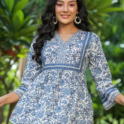 Rain & Rainbow Floral Print Pure Cotton Top-image-59