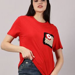 KAPASRITI Flower Crochet Pocket Tshirt-image-6