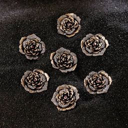 COSA NOSTRAA Set of 7 Circular Daring Deer Textured Buttons-42