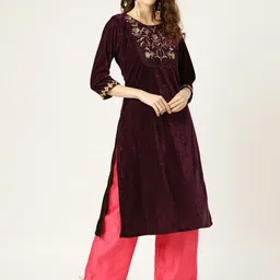 Shae by SASSAFRAS Women Purple Yoke Design Velvet Finish Straight Kurta-picture-48