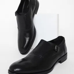 Louis Philippe Men Round Toe Textured Formal Monks-image-42