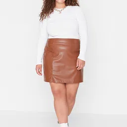Trendyol Women Brown Solid Straight Mini Skirt-18