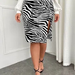 Stylecast X Kotty Printed Knee Length Pencil Skirt-12