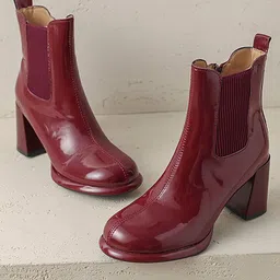 LULU & SKY Women Round Toe Size Zip Chelsea Boots-42