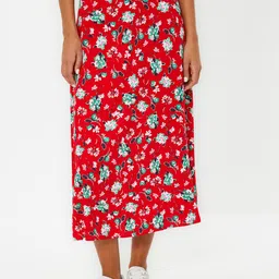 Trendyol Floral Printed Flared Midi Skirt-image-81