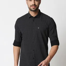 Basics Men Black & White Slim Fit Micro Ditsy Printed Cotton Casual Shirt-image-89