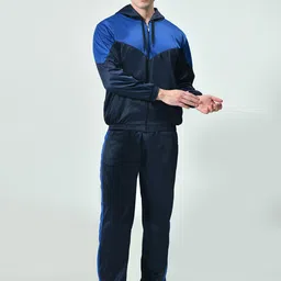 BAESD Men Colourblocked Hooded Tracksuit-image-40
