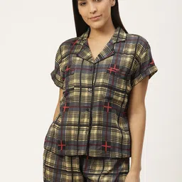 WoowZerz Women Beige & Charcoal Checked Night suit-image-15