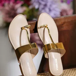 Vishudh One Toe Flats-image-17