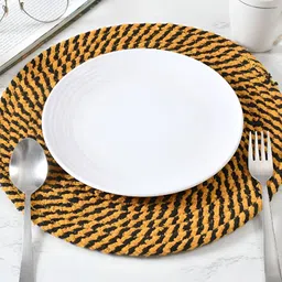 HOMADORN Yellow & Black 2 Pieces Cotton Round Reversible Table Placemats-29