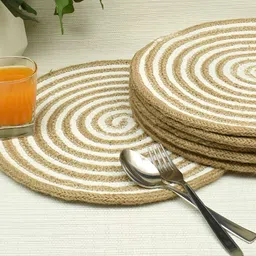 HOMADORN Brown & White 6 Pieces Cotton Round Reversible Table Placemats-36
