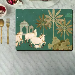 SPACE OF JOY 4 Pieces Green & Beige Printed Anti-Slip Table Placemats-50