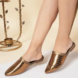 Anouk Textured Pointed Toe Mules-picture-19