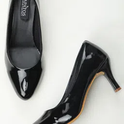 SAPATOS Black Stiletto Pumps with Laser Cuts-image-76