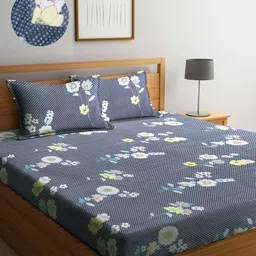 Arrabi Blue Floral 300 TC King Bedsheet with 2 Pillow Covers-image-75