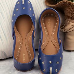 KORAKARI Women Ethnic Mojaris Flats with Ethnic - Embellished-image-41