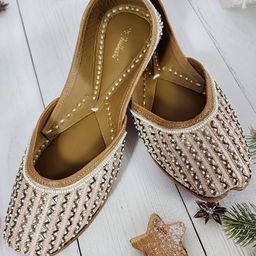 Fulkari Embellished Round Toe Leather Mojaris-image-84