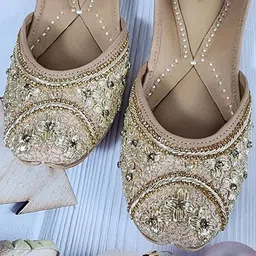 Fulkari Embellished Round Toe Leather Mojaris-image-42