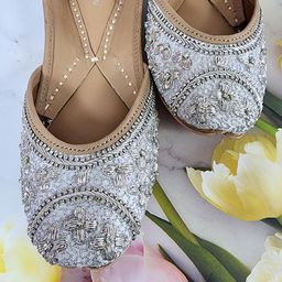 Fulkari Embellished Round Toe Leather Mojaris-image-73