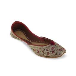 Fulkari Women Maroon Embellished Leather Ethnic Mojaris Flats-picture-53