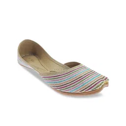 Fulkari Women Embellished Ethnic Mojaris Flats-image-99