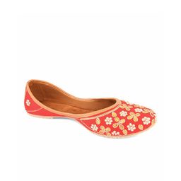 DESI COLOUR Women Embellished Ethnic Mojaris Flats-picture-40