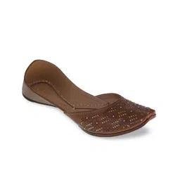Fulkari Women Tan Leather Embellished Ethnic Mojaris-picture-39