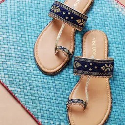 Vishudh Women Navy Blue Printed One Toe Flats-image-12