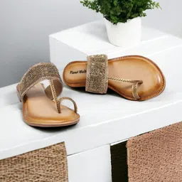 PLANET WALK Women Embellished  Party One Toe Flats-image-39