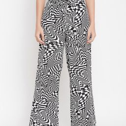 Clovia Women Geometric Printed Flared Lounge Pant-image-11
