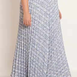 U&F Beyond Plus Size Geometric Printed Flared Maxi Skirt image 5