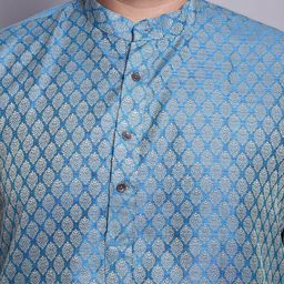 SOJANYA PLUS Plus Size Woven Design Kurta With Pyjamas & Nehru Jacket image 5