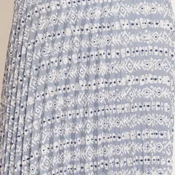 U&F Beyond Plus Size Geometric Printed Flared Maxi Skirt image 2