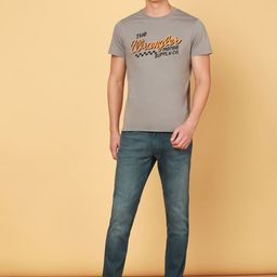Wrangler Men Skanders Slim Fit Low Rise Clean Look Light Fade Stretchable Jeans-image-81
