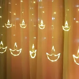 ENORMITY Yellow Moon Shape String Lights image 3
