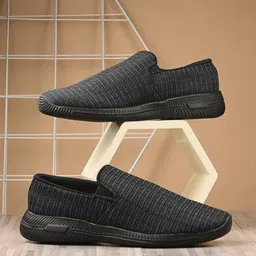 HRX by Hrithik Roshan Men Black Mesh Walking Shoes-image-14