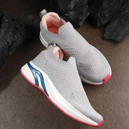 HRX by Hrithik Roshan Women Grey Textured Walking Shoes-picture-29